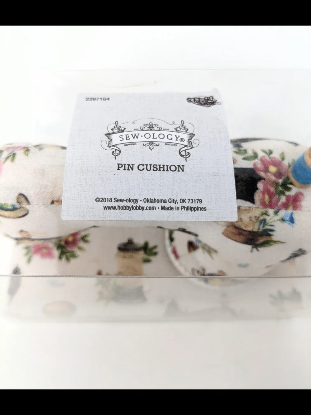Sewology Decorative Sewing Machine Pin Cushion in Beige Floral Print